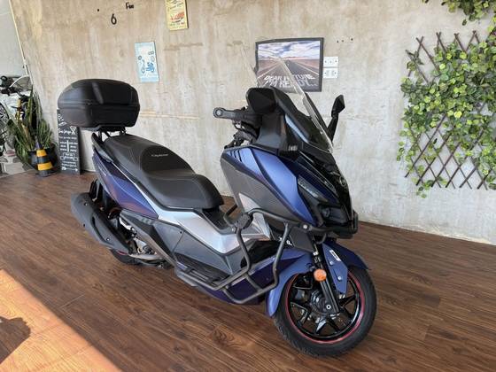 DAFRA CRUISYM 300 DAFRA CRUISYM 300